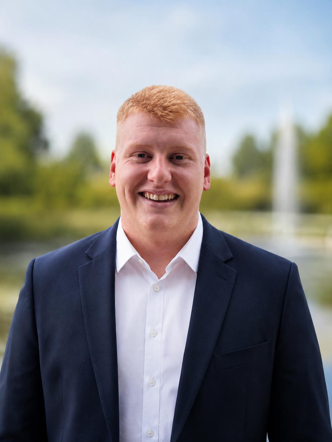 Florian Huppertz, Versicherungsmakler aus Marienheide